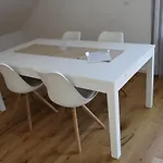 Tuniberglounge - Moderne, Helle Und Großzügige Apartment *